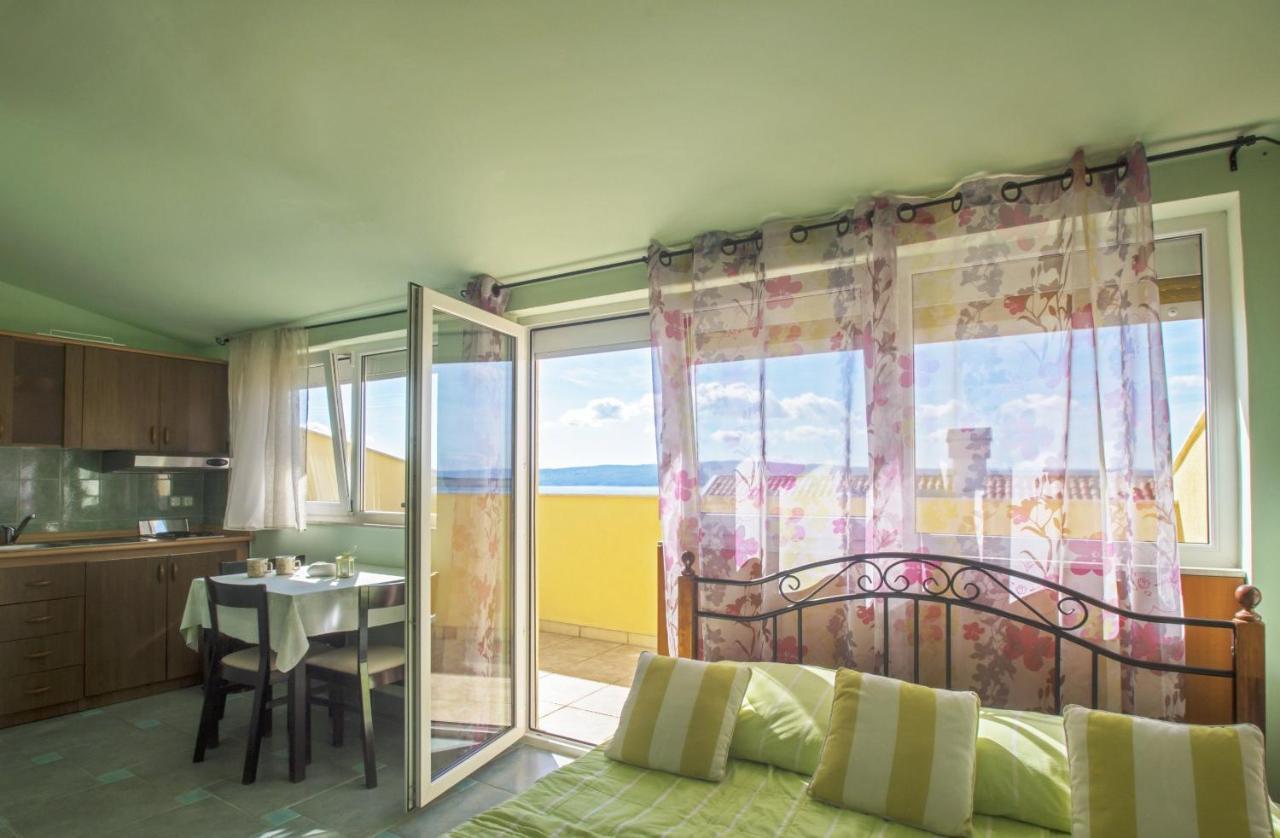 Apartments Oaza Драмал Екстериор снимка