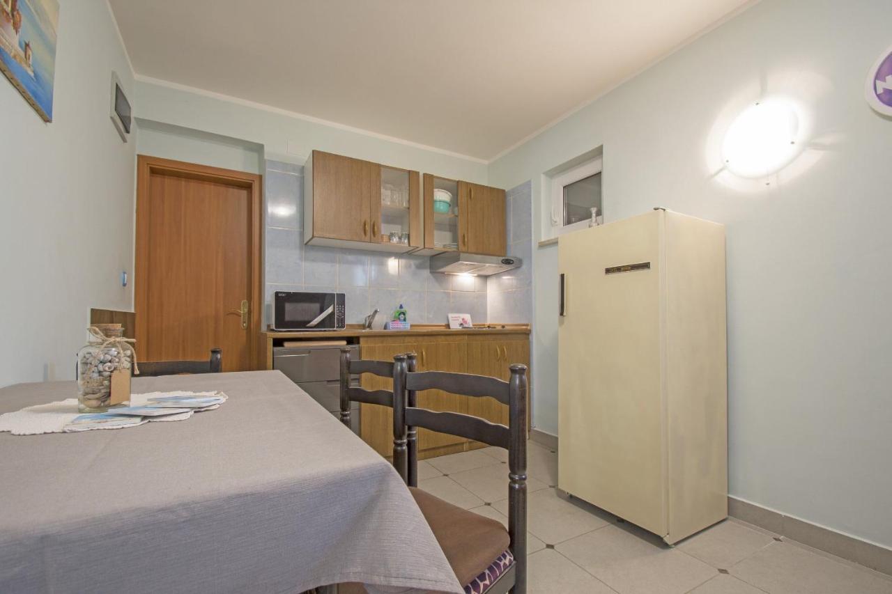 Apartments Oaza Драмал Екстериор снимка